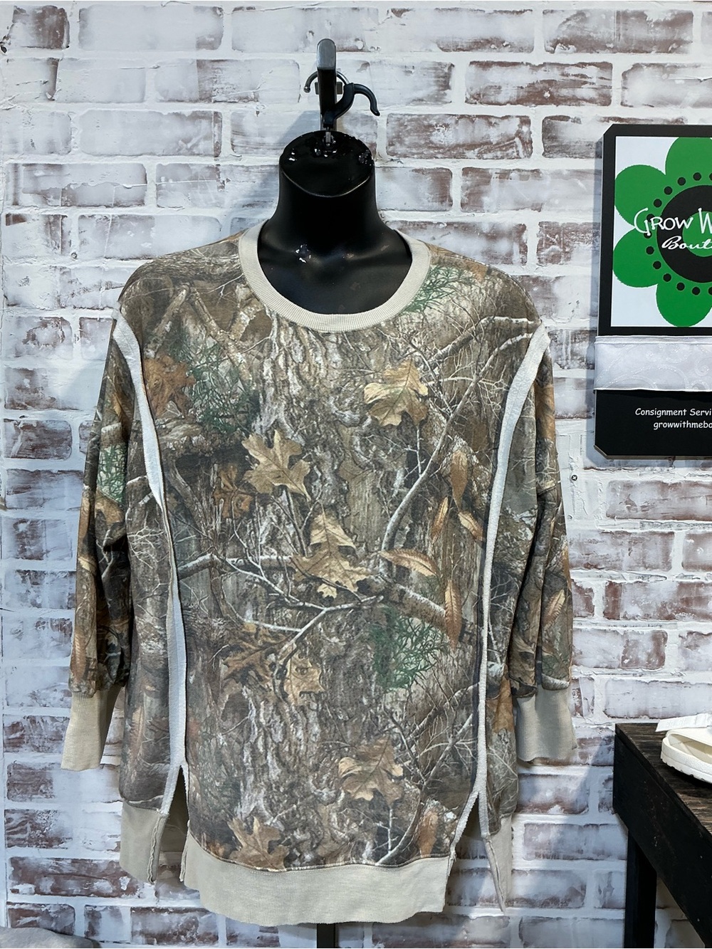 Women's Camouflage Crewneck Sweatshirt - Brown/Green Camo